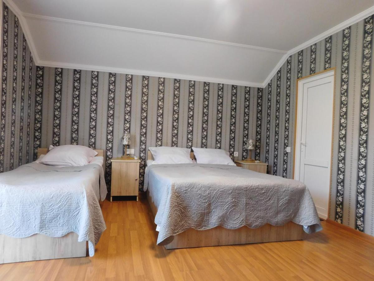 Akaki'S Guesthouse ボルジョミ エクステリア 写真