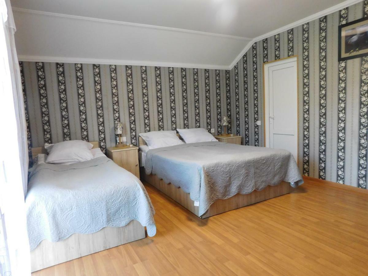 Akaki'S Guesthouse ボルジョミ エクステリア 写真