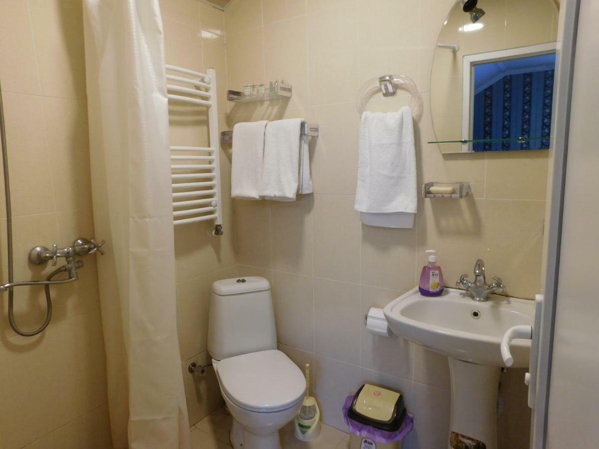 Akaki'S Guesthouse ボルジョミ エクステリア 写真