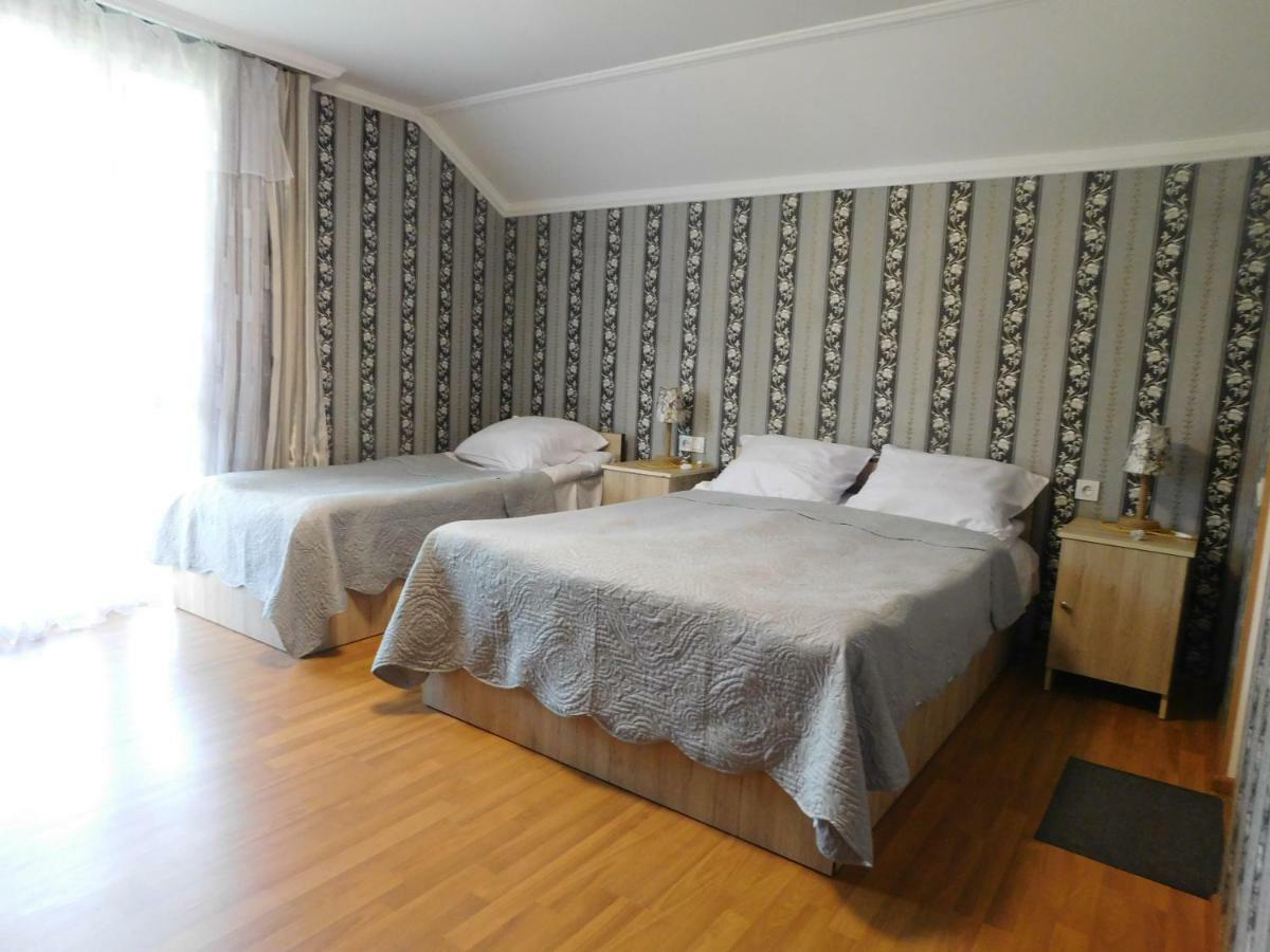 Akaki'S Guesthouse ボルジョミ エクステリア 写真