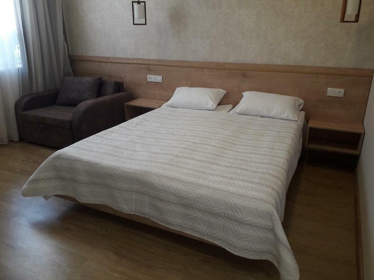 Akaki'S Guesthouse ボルジョミ エクステリア 写真